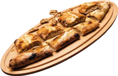 Cevizli Pide — taş fırında pişmiş, servise hazır